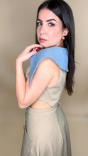 Load image into Gallery viewer, Aryanne Midi Dress
