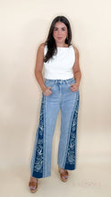 Load image into Gallery viewer, Eterna Embroidered Jeans
