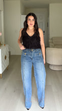 Load image into Gallery viewer, Vero Jeans
