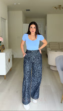 Load image into Gallery viewer, Geni Denim Pant (2 colors)
