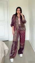 Load image into Gallery viewer, Bandana Print Set - Wine
