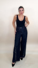Load image into Gallery viewer, Aris Fashion Jeans
