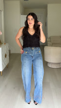 Load image into Gallery viewer, Vero Jeans
