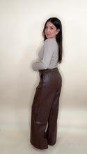Load image into Gallery viewer, Very Chic Faux Leather Pants
