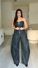 Load image into Gallery viewer, Cathy Two Piece Set
